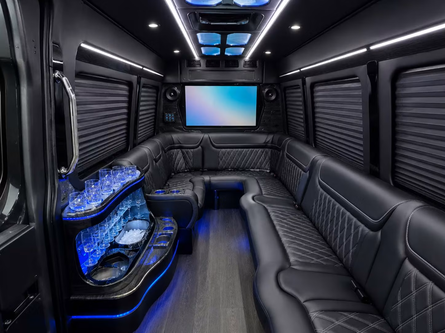 booking ada accessible field trip buses in palm coast florida