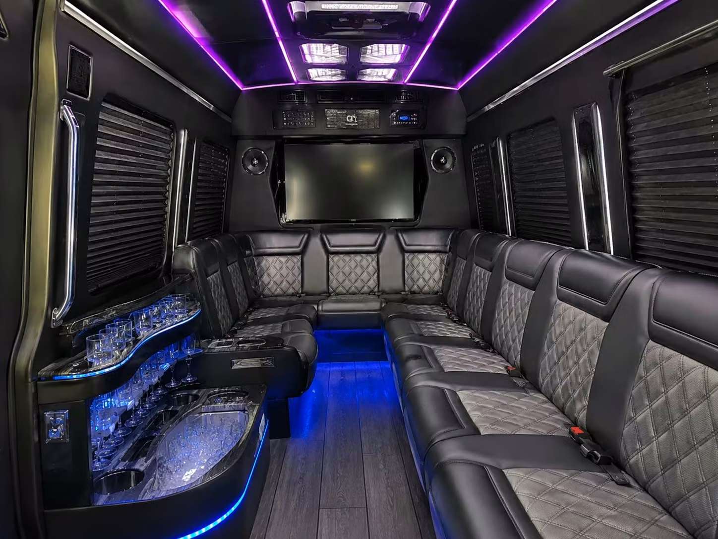find the right bus for your palm coast wedding guest count
