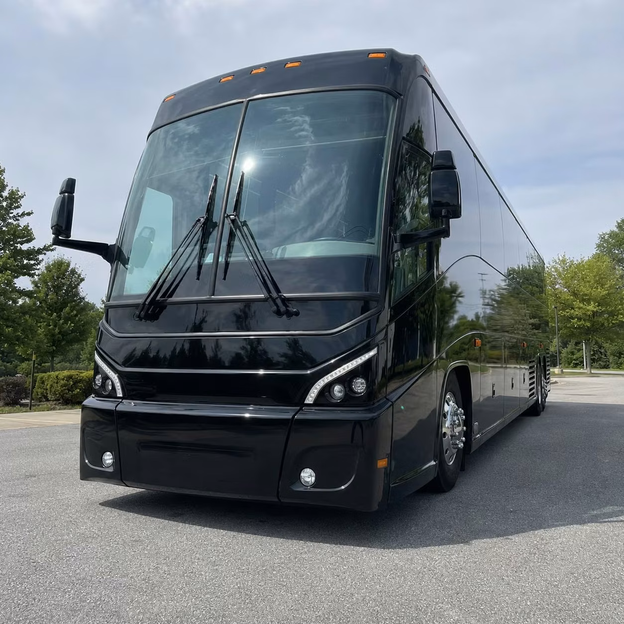 palmcoastcharterbus com is the go to solution for palm coast construction crew transportation and long term workforce shuttles
